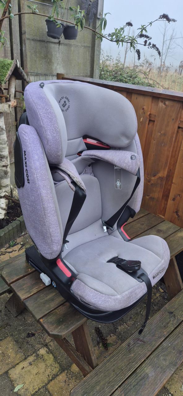 Maxi cosi Auto stoel iso fix titan pro