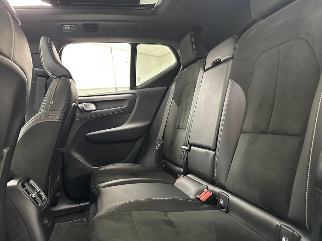 Volvo XC40 1.5 t5 recharge r-design | panoramadak | keyless entry | 262pk |