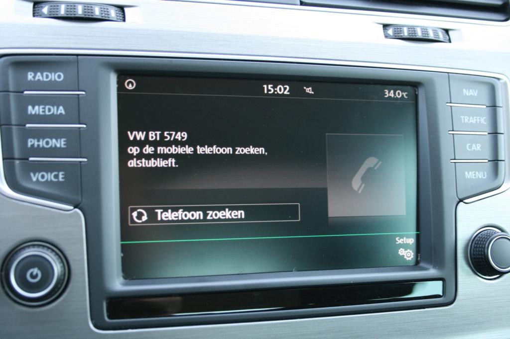 Volkswagen Golf 1.0 tsi business edition connected / navi / camera / led