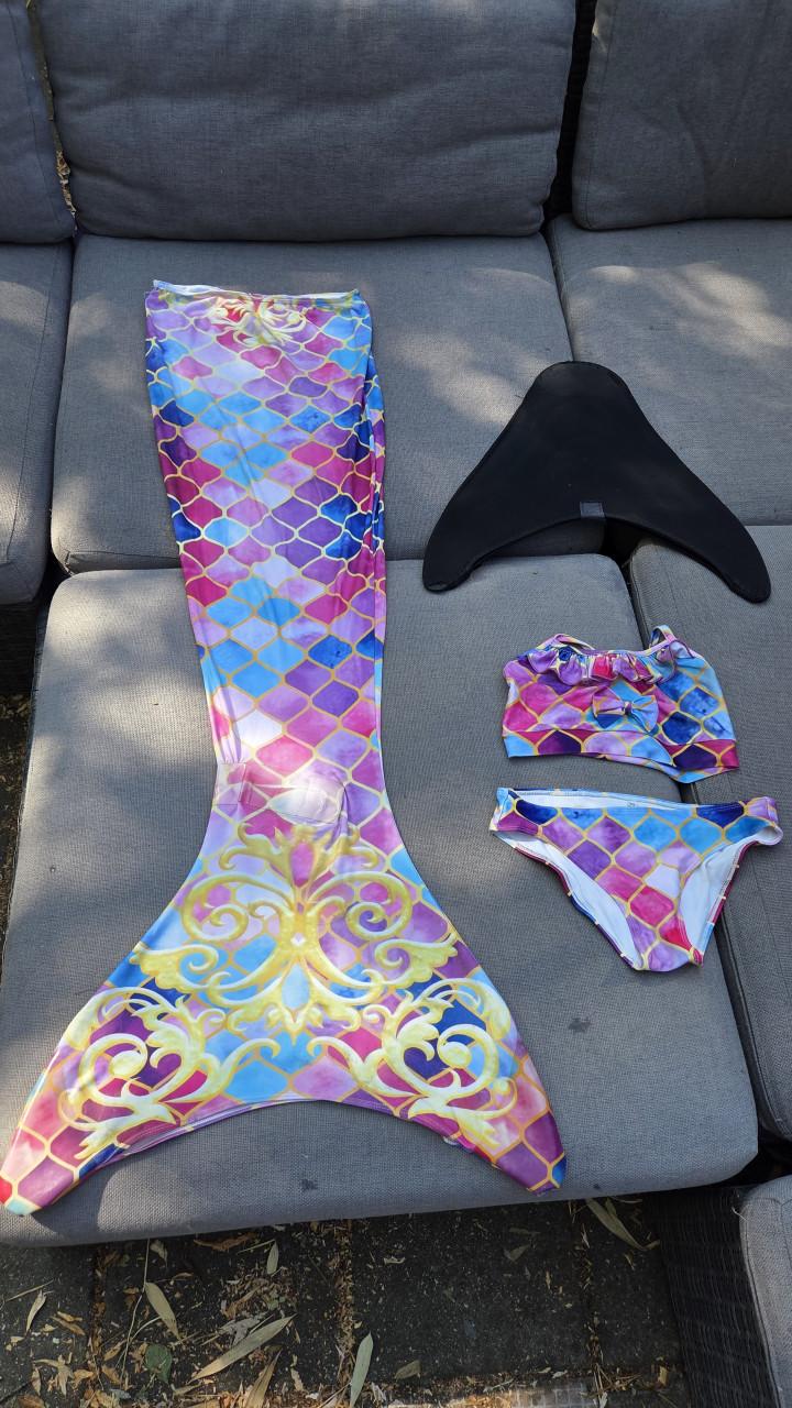 Zeemeerminstaart met bikini en monovin
