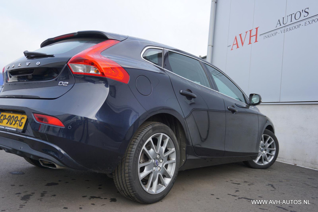 Volvo V40 2.0 d2 summum business