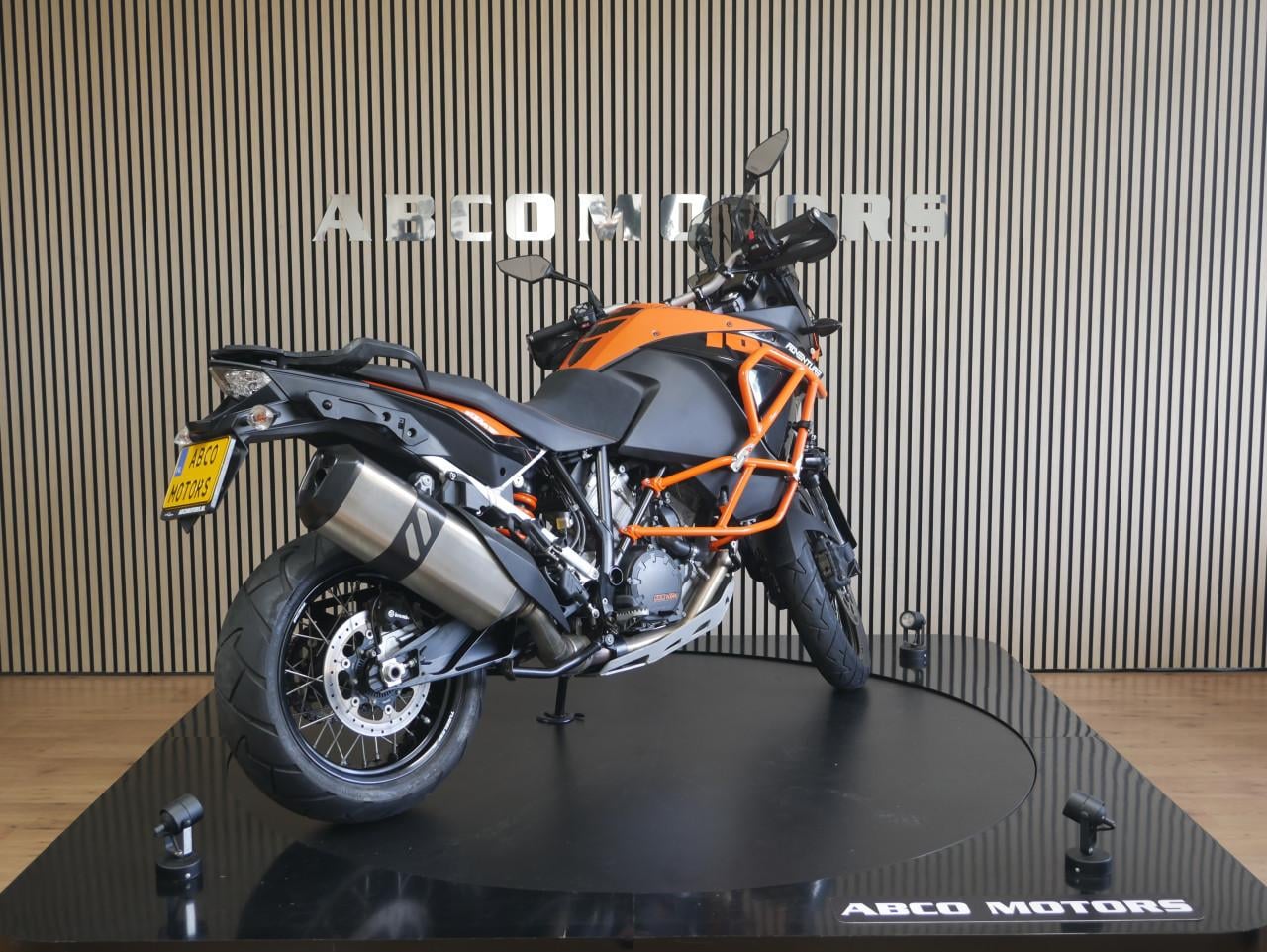 KTM 1050 ADVENTURE