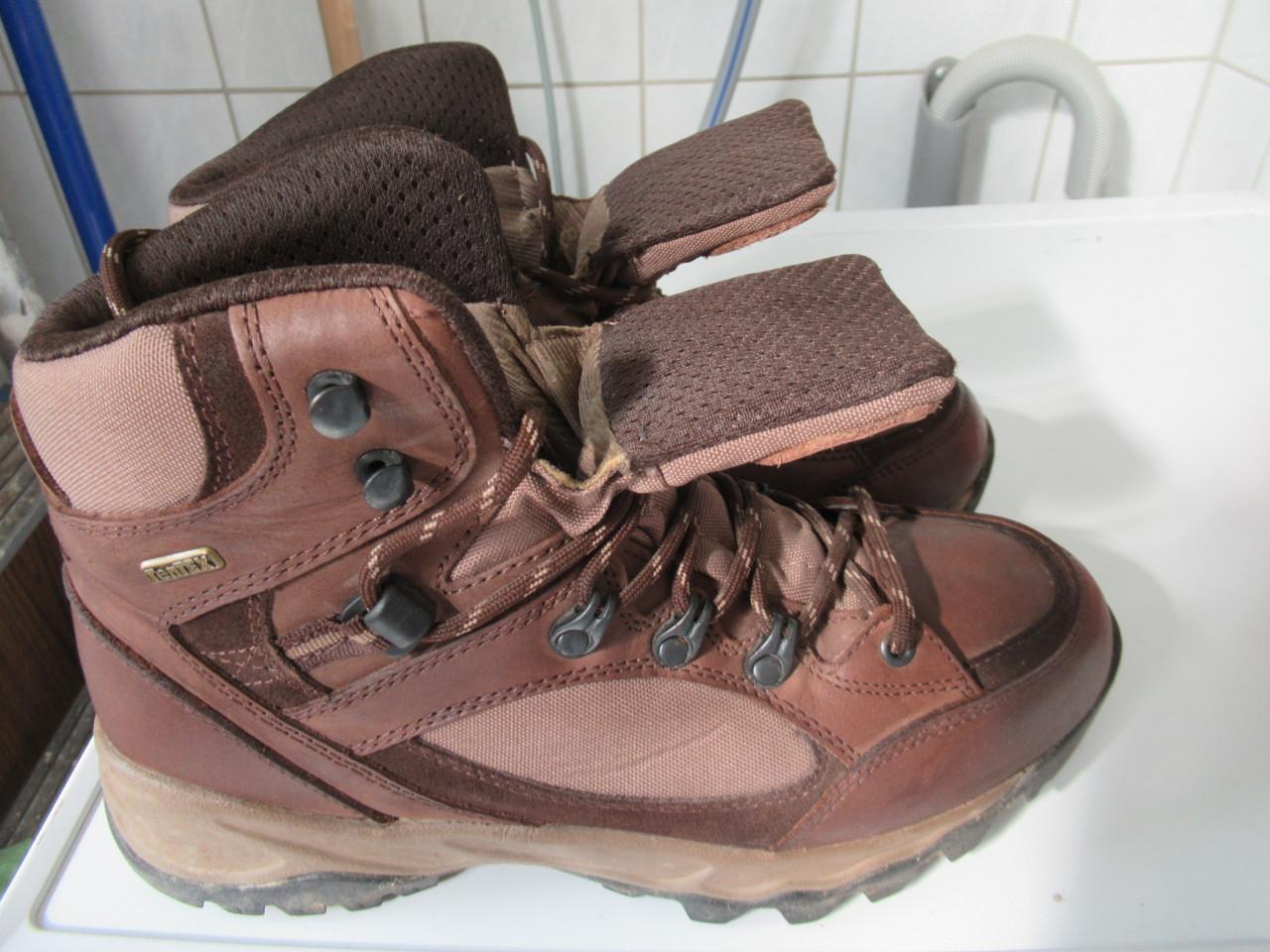 Stevige Tentex wandelschoenen, M/V, 1 keer gedragen