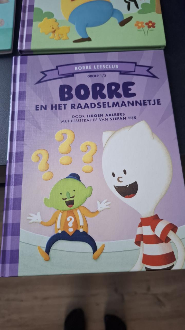 Borre boekjes 14 stuks