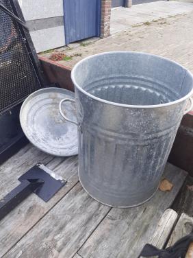 Zinken Teil met Deksel & Zinken Gieter & Weck-ketel