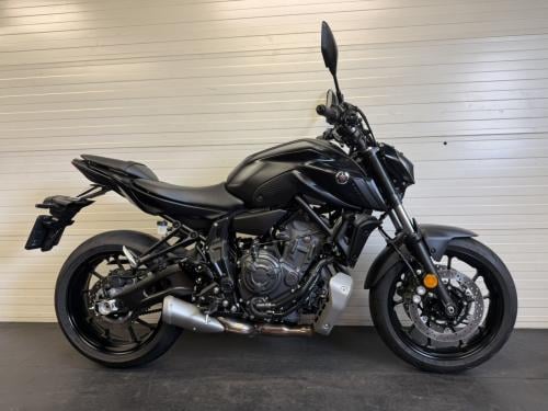 Jonge en gave Yamaha MT-07 bj 2021 slechts 1700km!