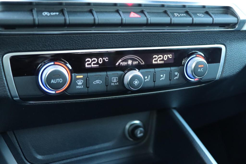 Audi Q2 1.0 tfsi sport | airco | navi