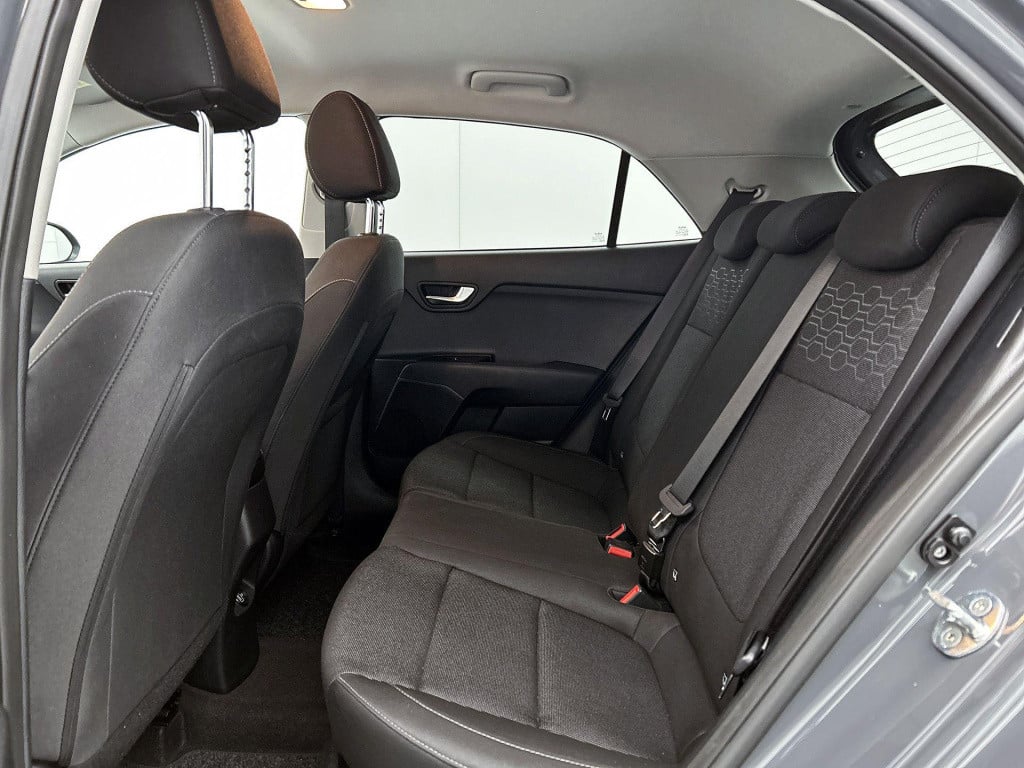 Kia Rio 1.0 t-gdi mhev dynamicline | navigatie | climate control | parkeers