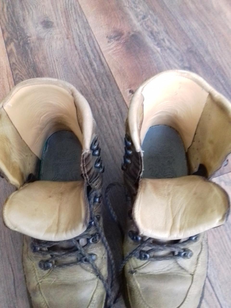Lowa Trekker maat 43,5