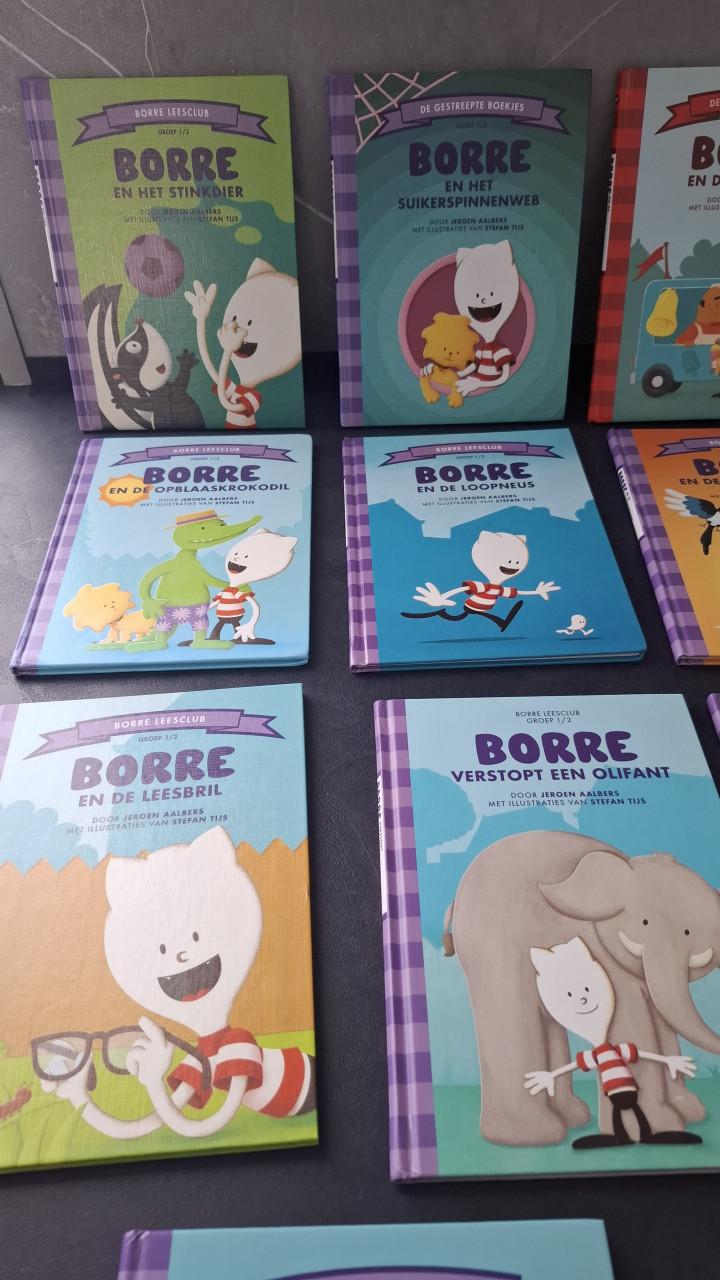 Borre boekjes 14 stuks