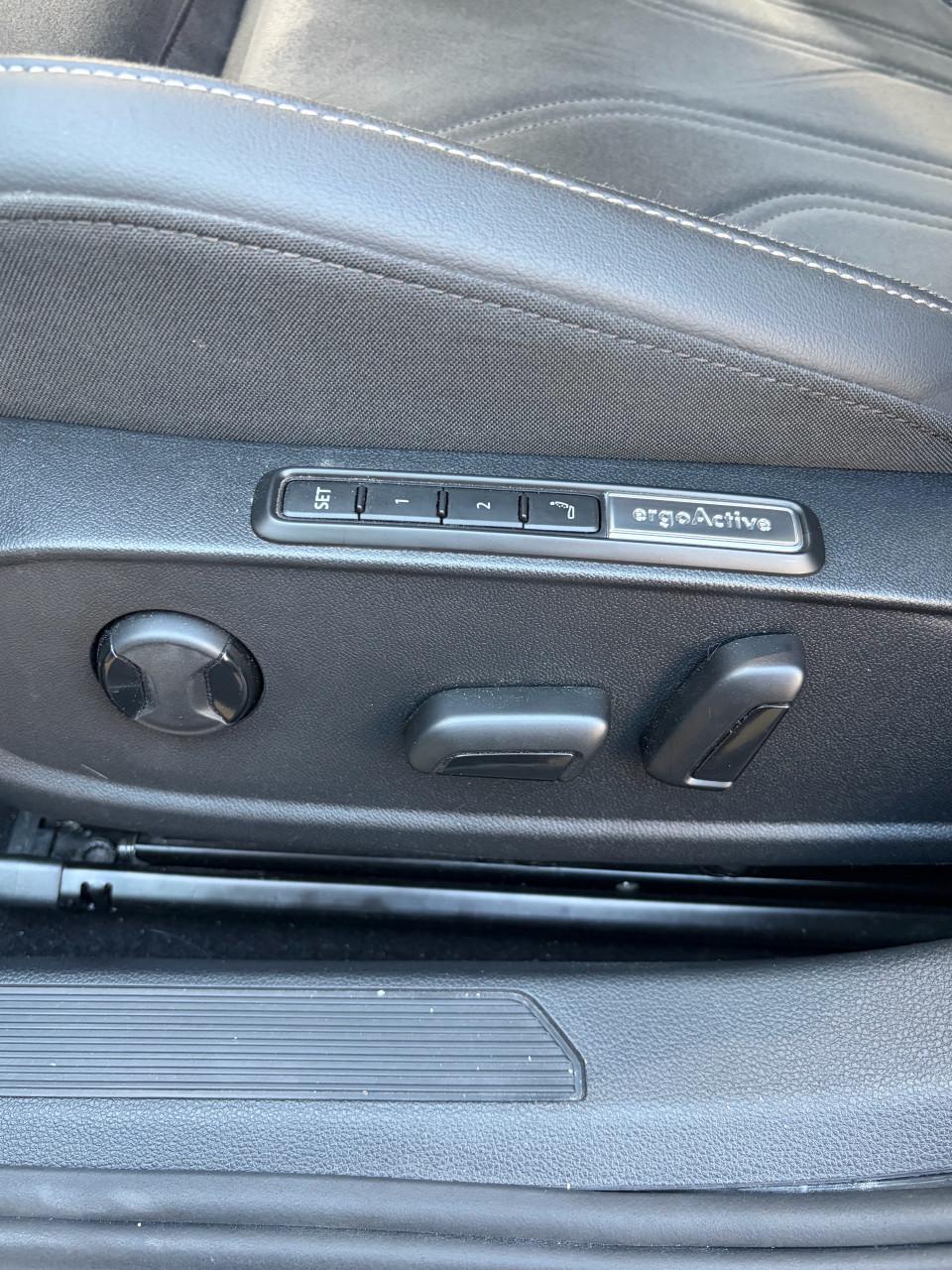 V W golf 8.5 1.5 e hybride editie 50 met Oettinger pakket bouwjaar 2024