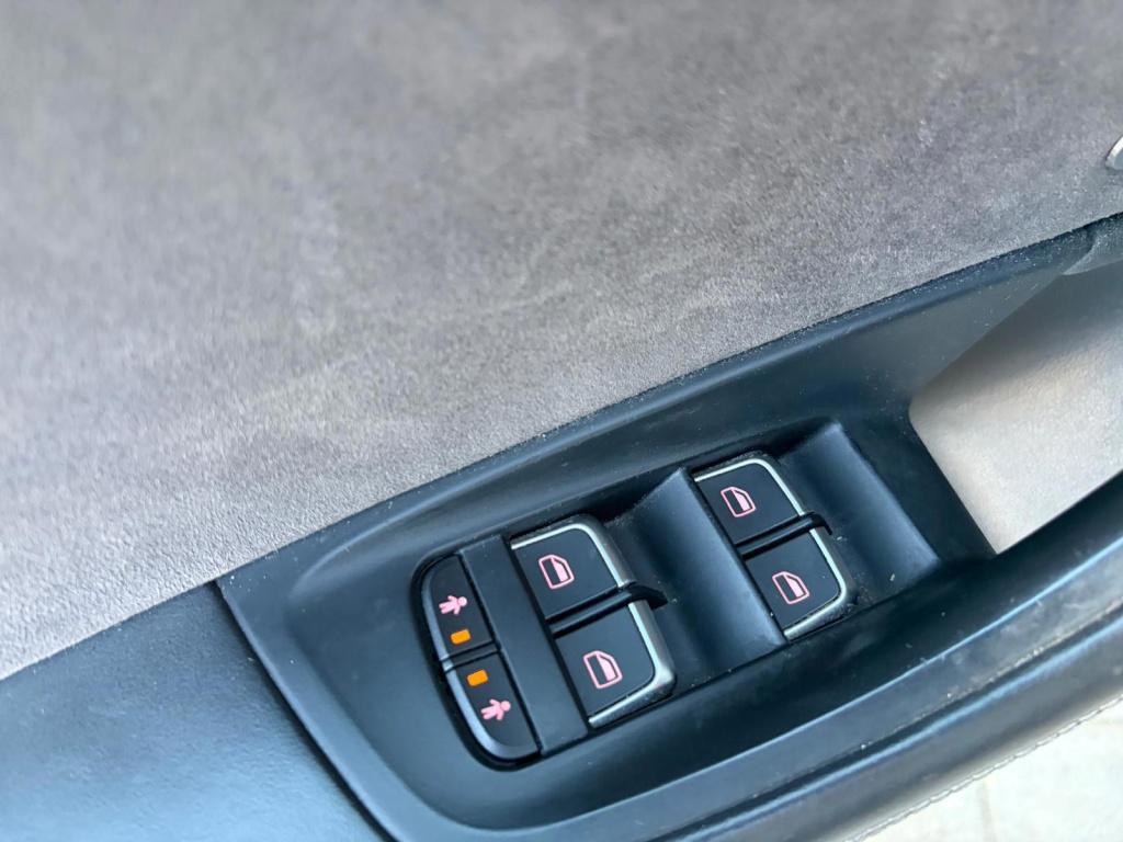 Audi A6 limousine 3.0 tdi adrenalin sport/3x s-line/20 inch/dode hoek/lucht