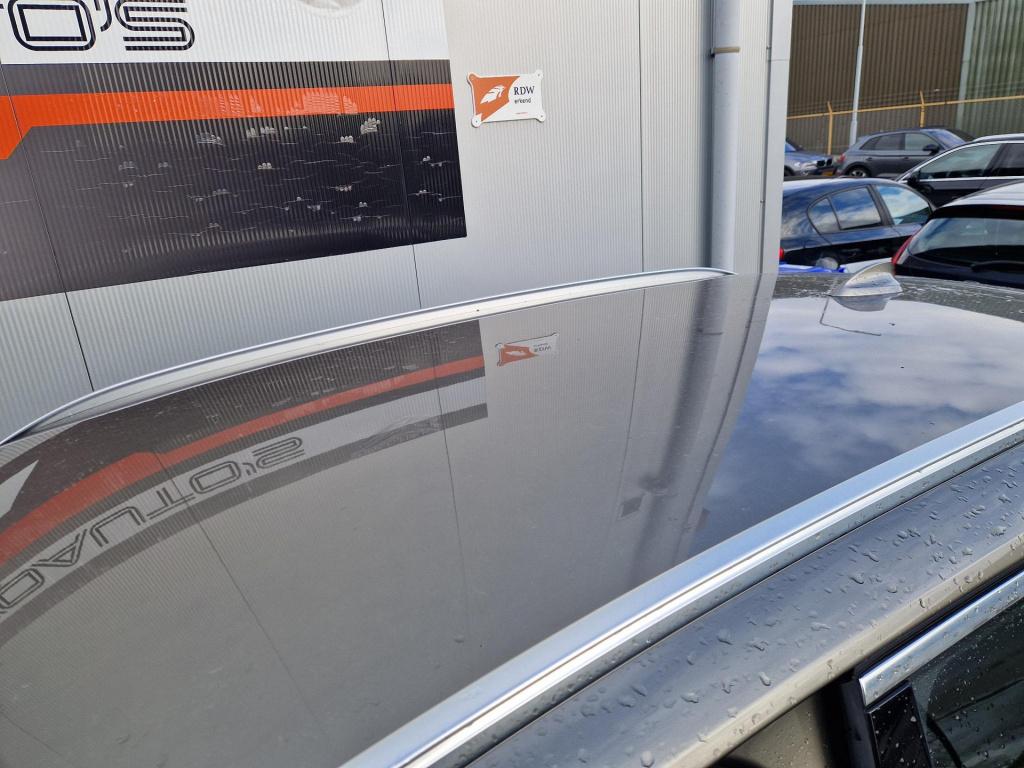 BMW 2-serie active tourer 218i essential