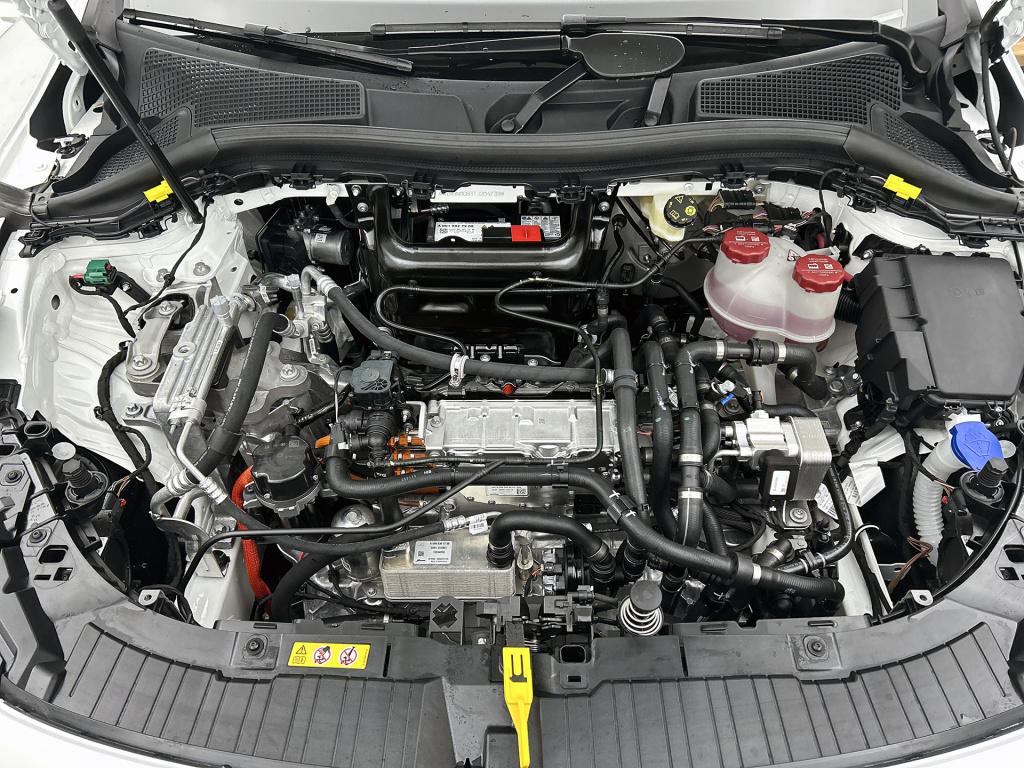 Mercedes-Benz Eqa 250+ business solution amg 71 kwh | trekhaak | nightpakke