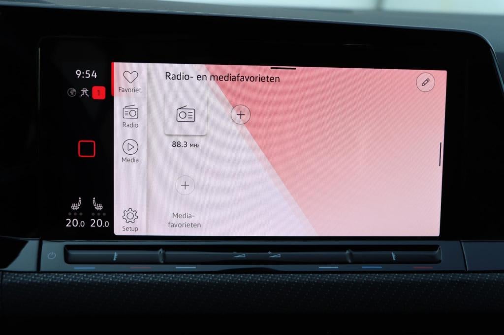 Volkswagen Golf 1.5 etsi r-line business 150pk dsg7