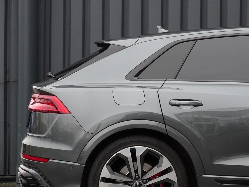 Audi Q8 55 tfsi e quattro pro line s | pano | matrix led | b&o 3d | 22"