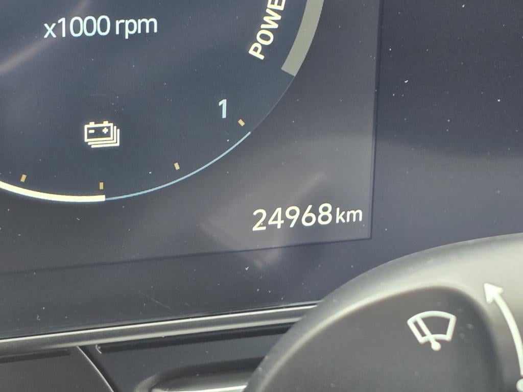 Hyundai Kona 1.6 gdi hev premium | camera | carplay | trekhaak | stoel/ stu