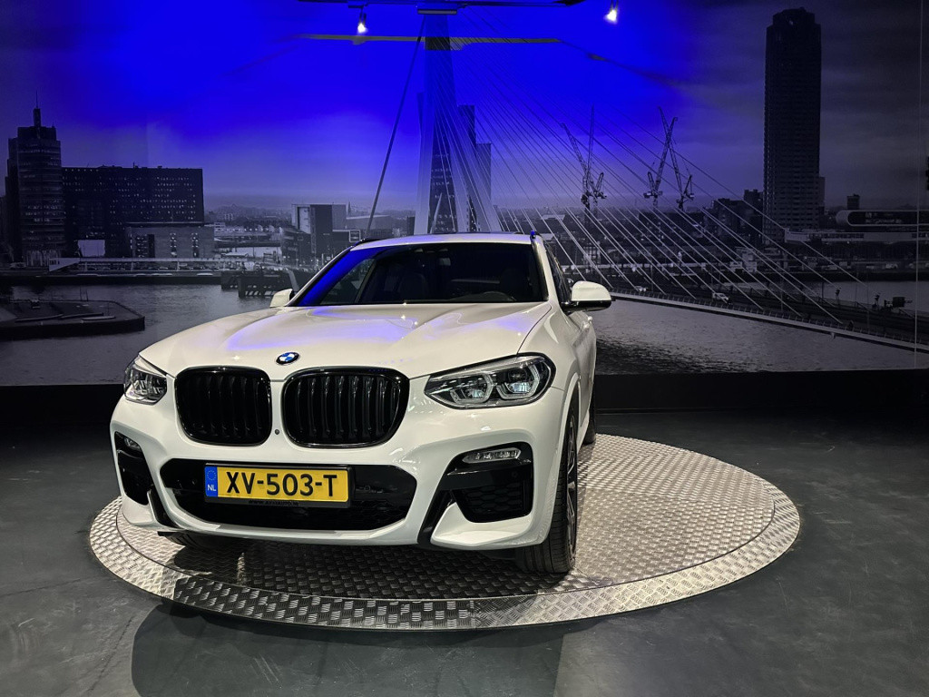 BMW X3 xdrive20i m sport executive edition *pano*trekhaak*memory*hud*