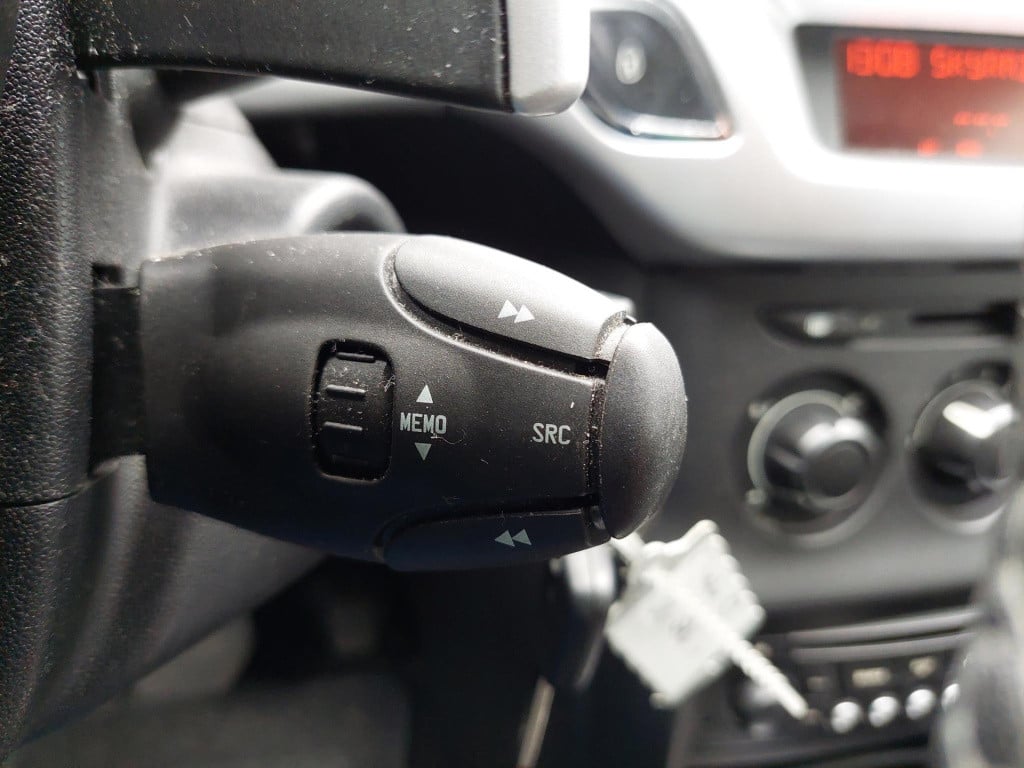 Citroen C3 1.4i dynamique pano/airco/trekhaak