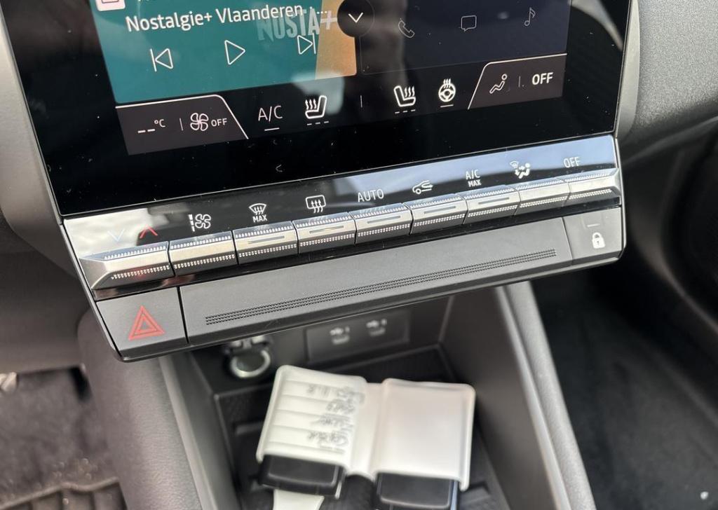 Renault Captur 1.8 e-tech full hybrid 160 techno - pack winter / pack light