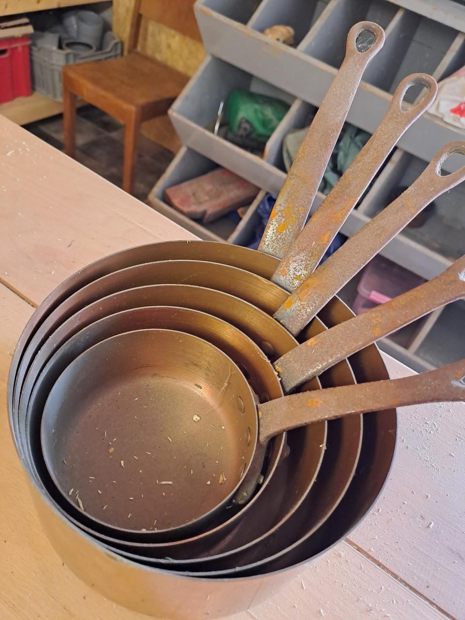 2 koperen steelpannensets