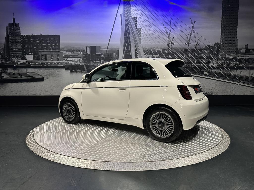 Fiat 500 icon 42 kwh *carplay*camera*