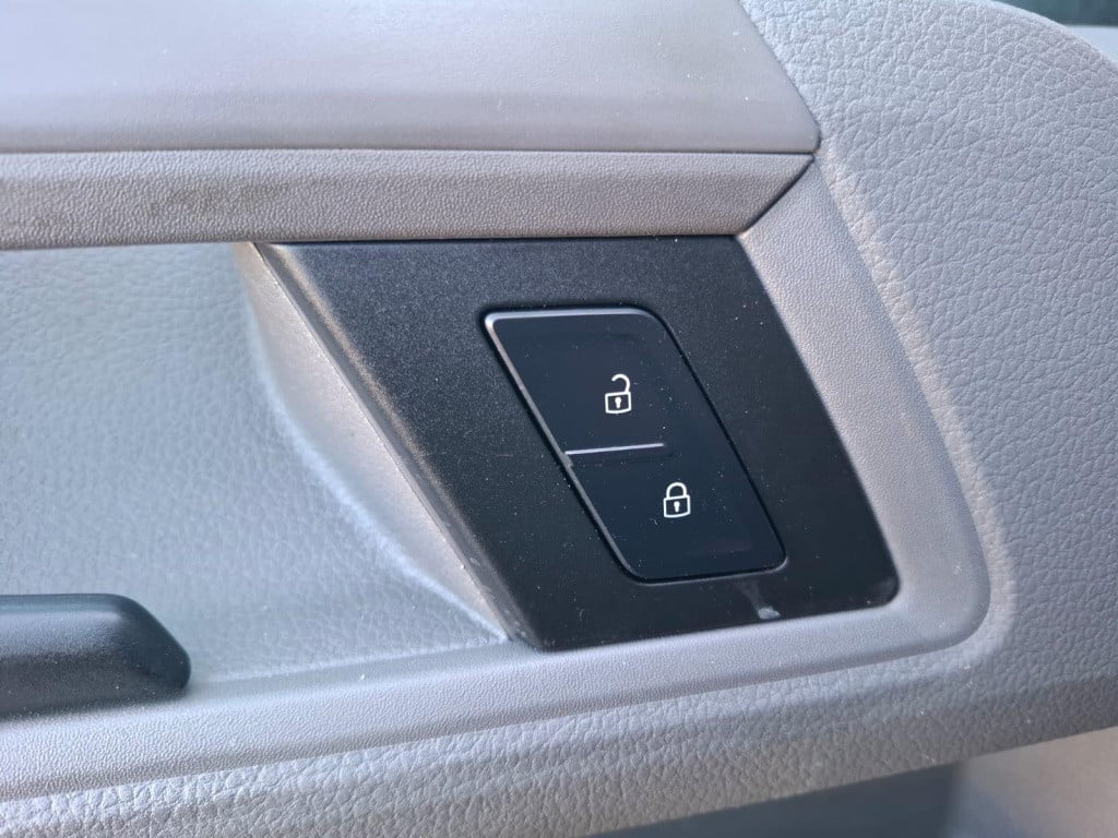 Volkswagen Crafter 35 2.0 tdi l3h3 highline airco / cruise controle / navi 