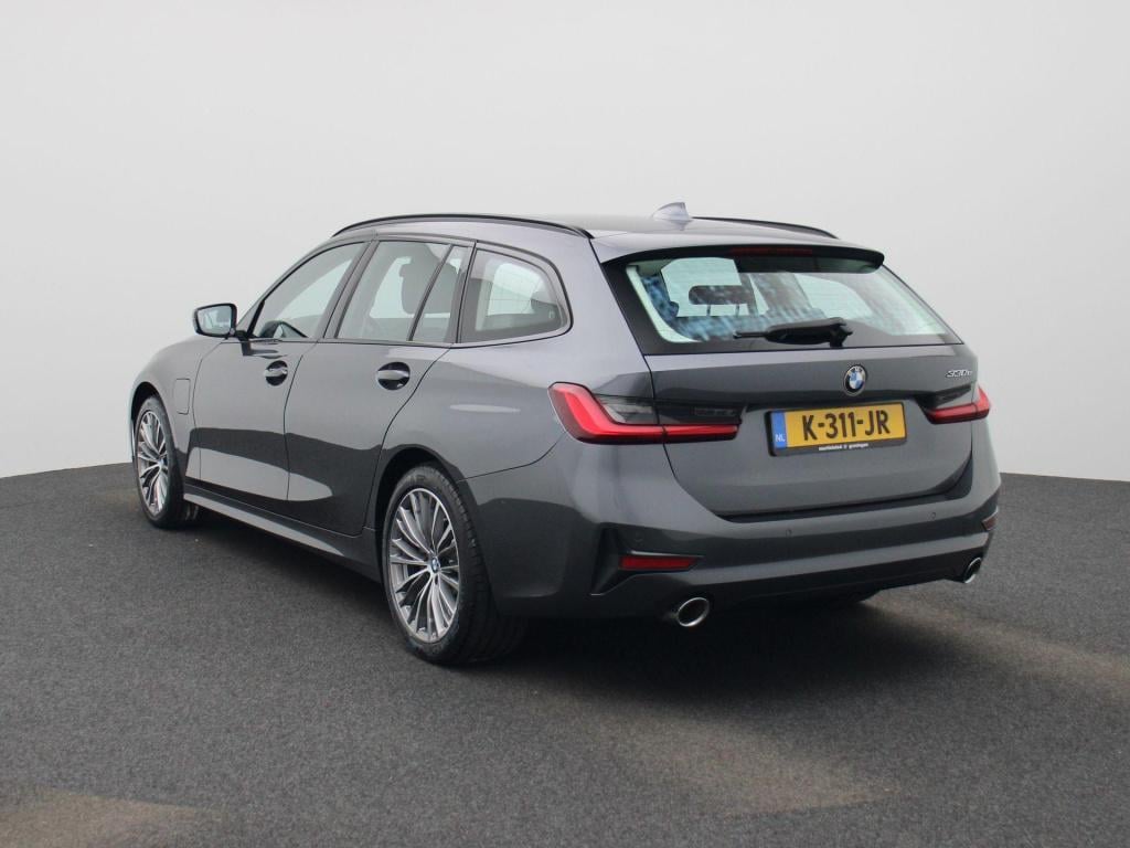 BMW 3-serie touring 330e edrive edition | automaat | lmv | leder | parkeer 