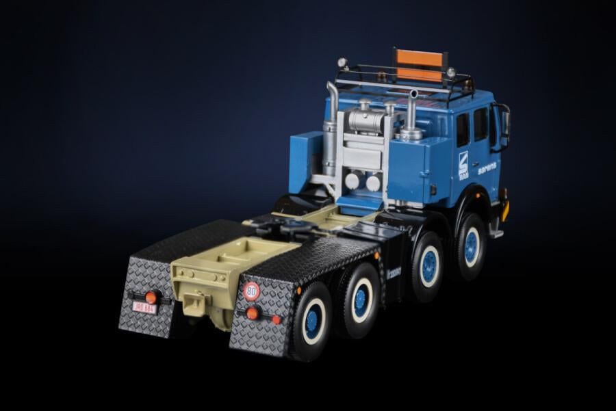 Titan zwaar transport truck van Sarens Nieuw in OVP