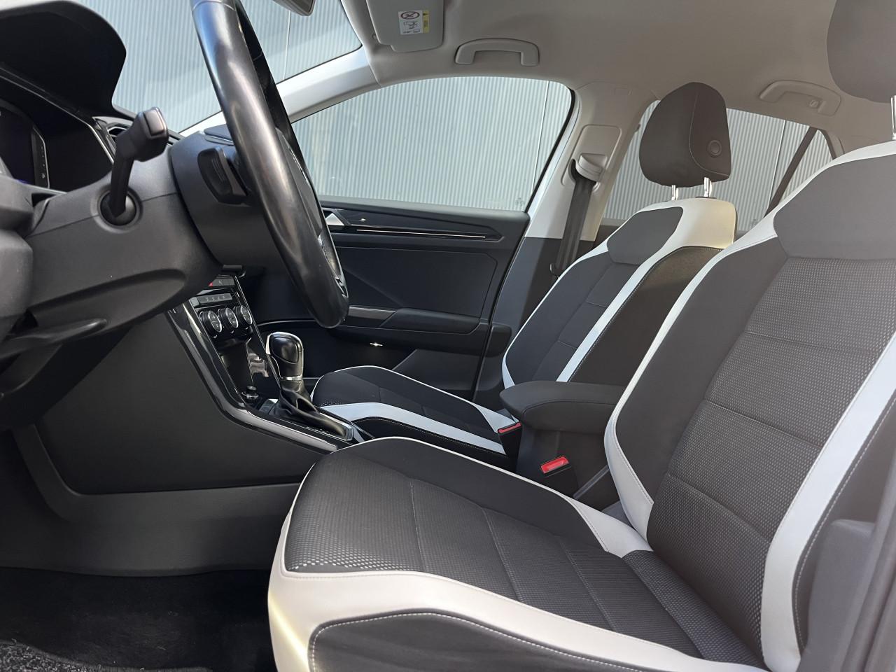 Volkswagen T-Roc 1.5 TSI Sport*NL-AUTO*DSG*TREKHAAK*