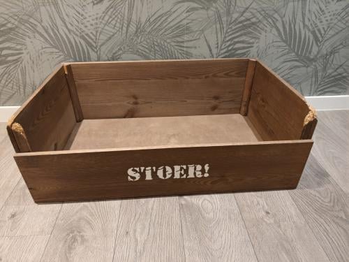 Lief! / stoer! houten honden kist
