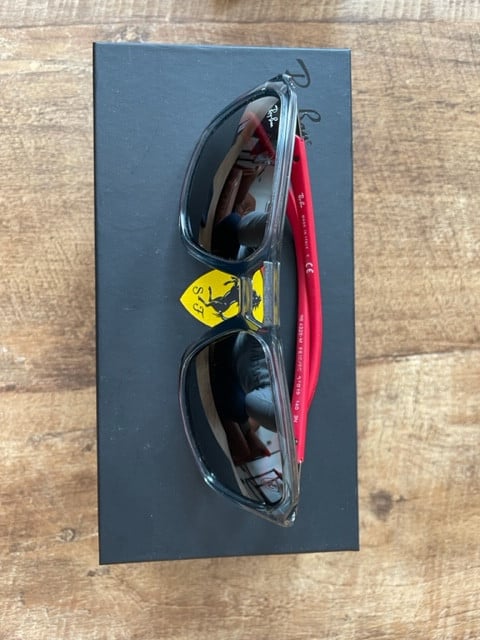 Ferrari Ray Ban Zonnebril