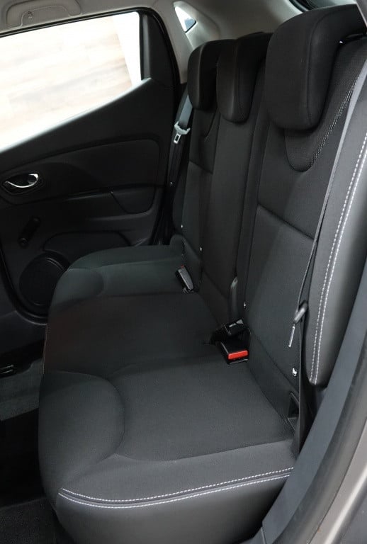 Renault Clio 0.9 tce expression | cruise | 16' | navi |