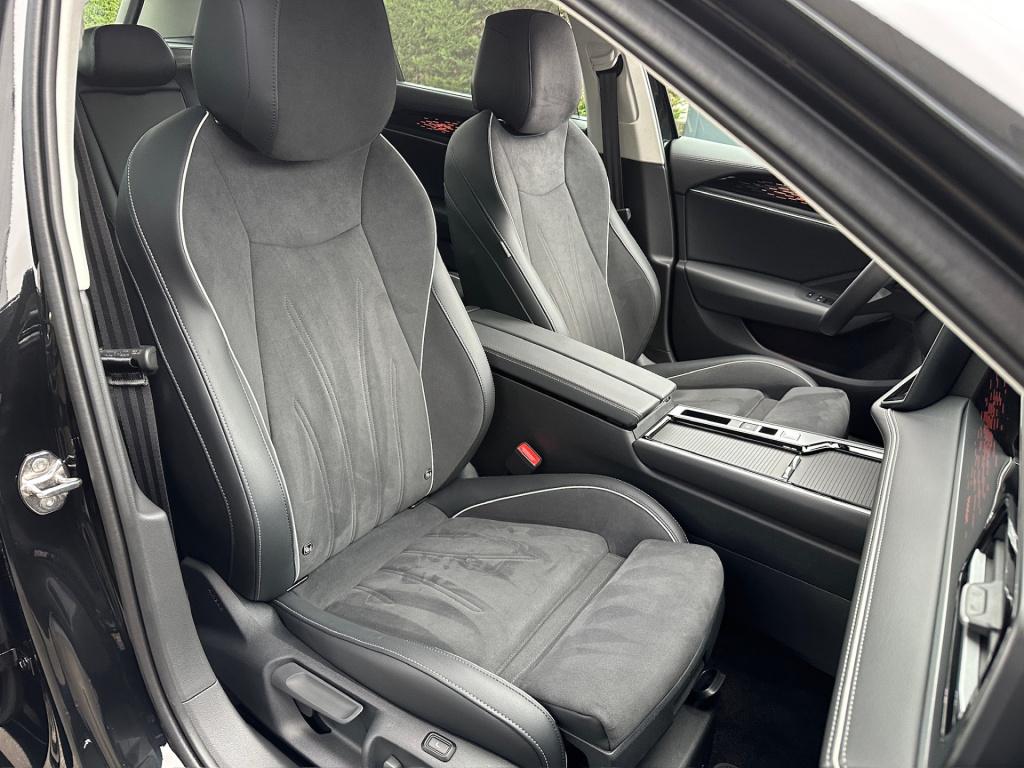 Volkswagen Passat variant 1.5 etsi 150pk elegance | alcantara | head up | c