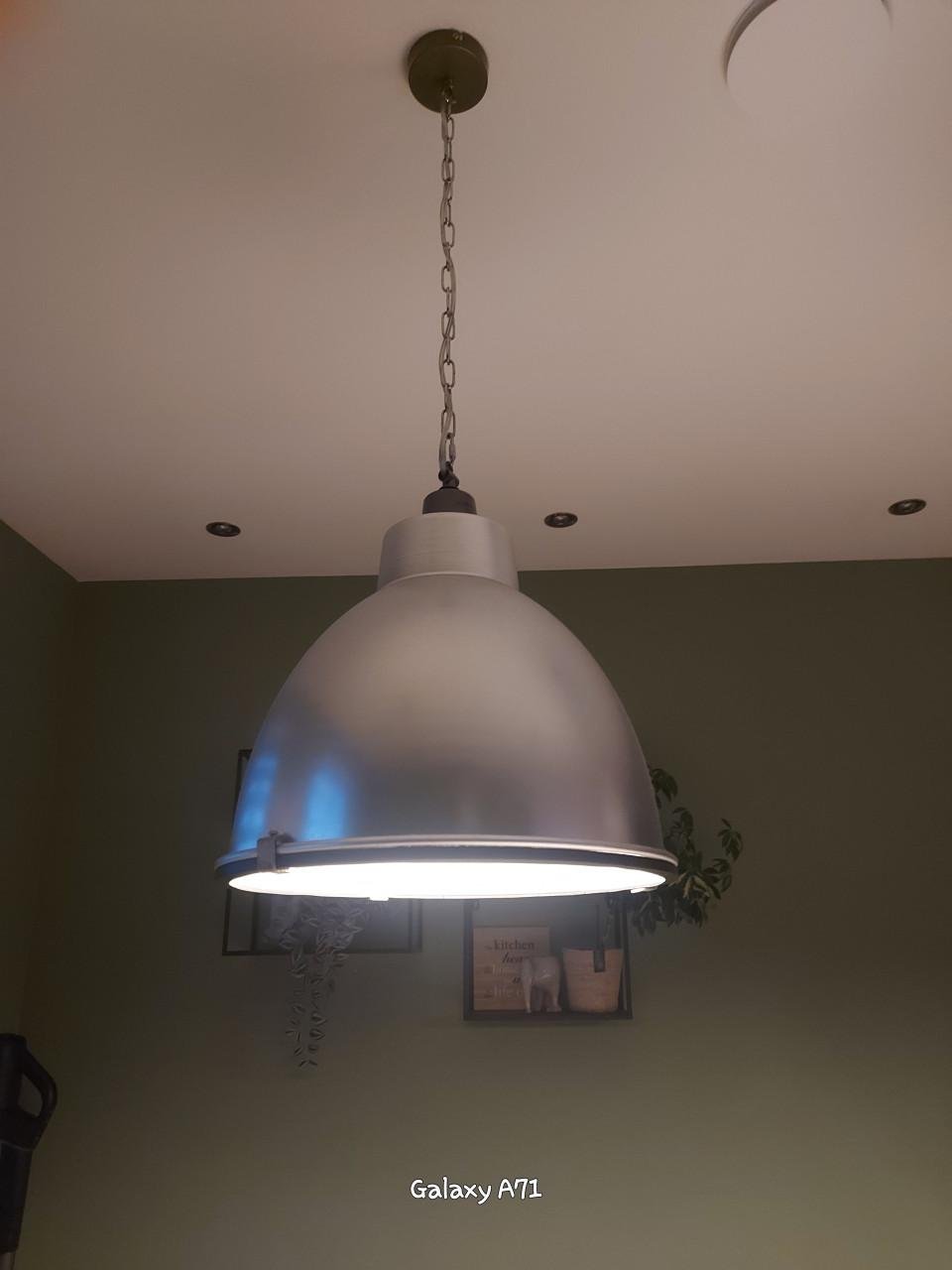 2 Industriële hanglampen