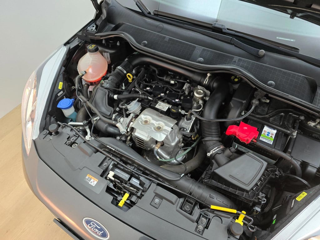 Ford Fiesta st-line occasion met 145pk (!) en carplay | tweedehands ford fi