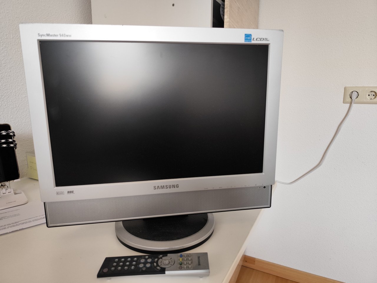 Tv monitor 49 cm