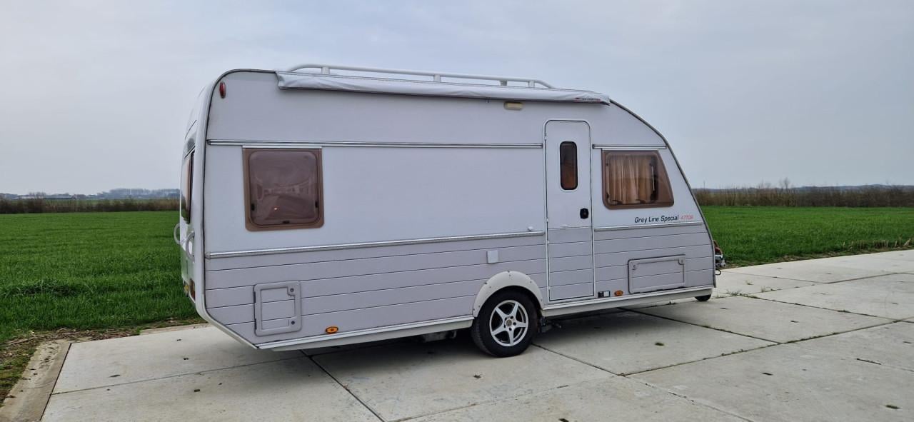 Caravan kip greyline special 47 TDB