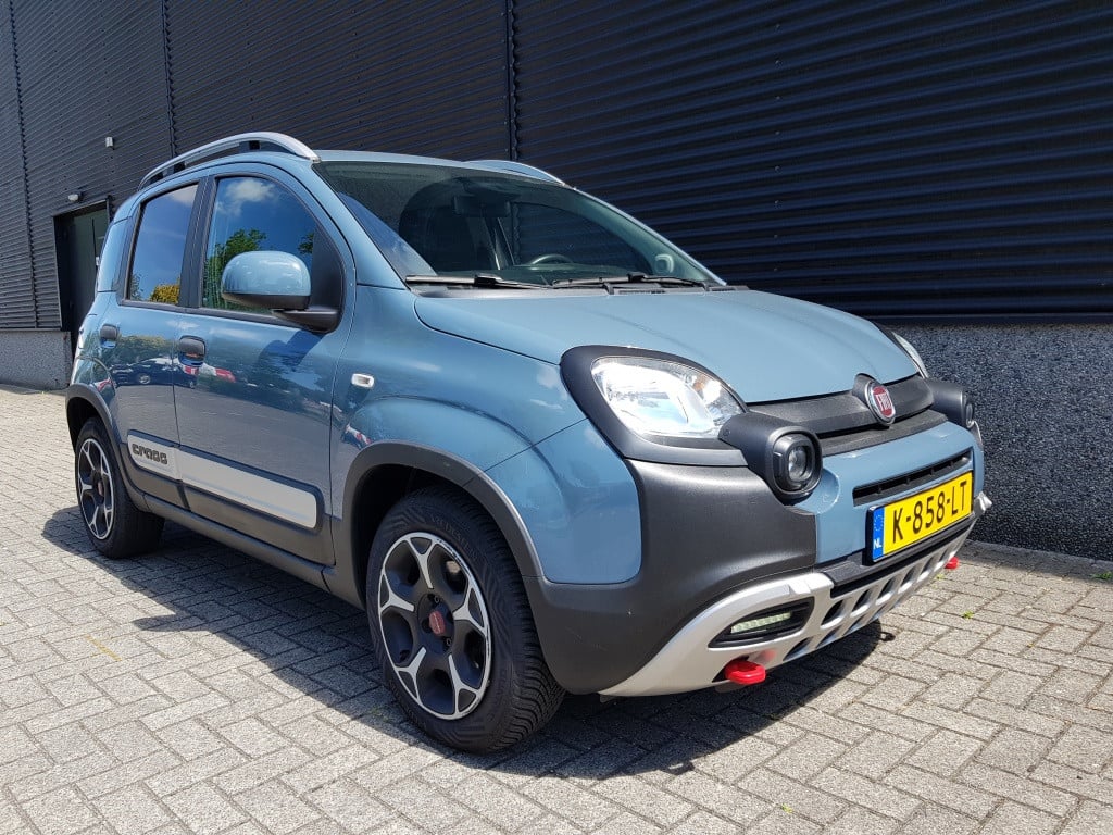 Fiat Panda hybrid city cross 1.0