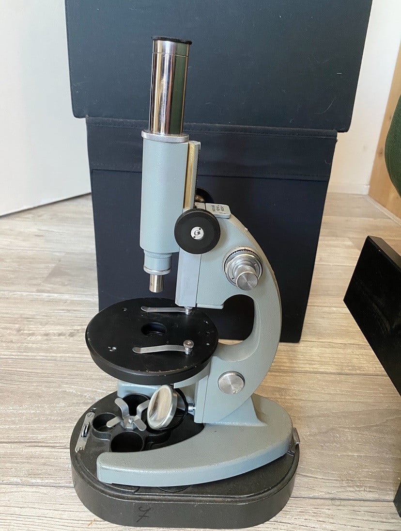 Microscoop vintage USSR