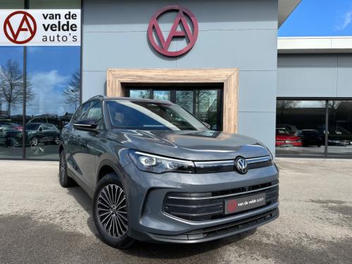 Volkswagen Tiguan 1.5 etsi 150pk dsg goal | trekhaak | 360 camera | iq ligh