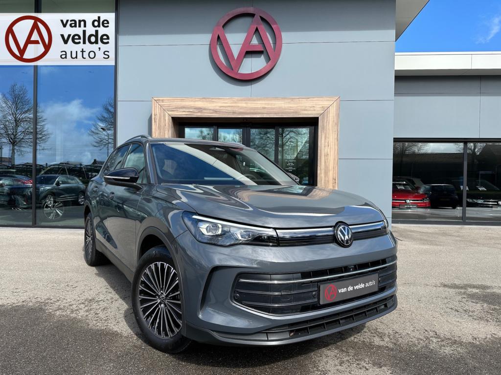 Volkswagen Tiguan 1.5 etsi 150pk dsg goal | trekhaak | 360 camera | iq ligh