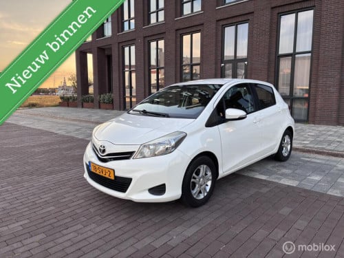 Toyota Yaris, 1.0 VVT-i Aspiration Airco Navi km101.147 Nap 5Deurs BJ2011