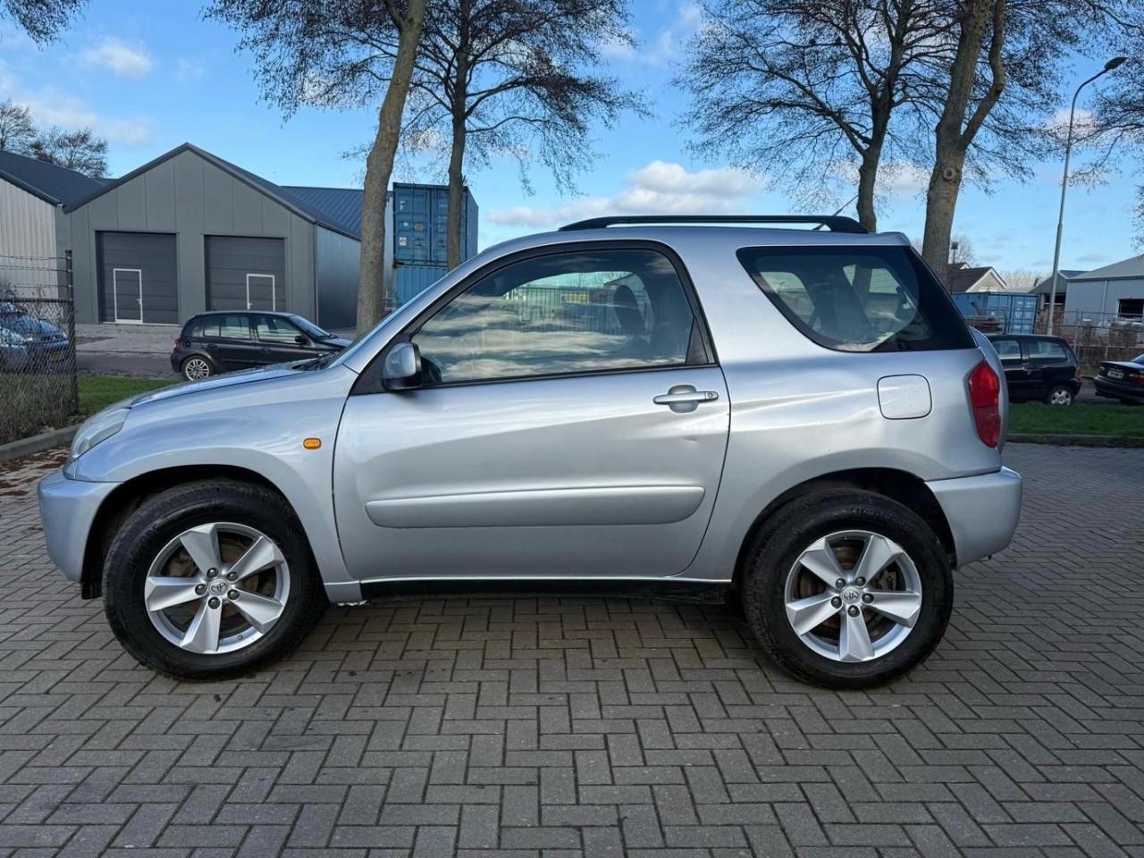 Toyota Rav4 1.8-16V VVT-I Luna