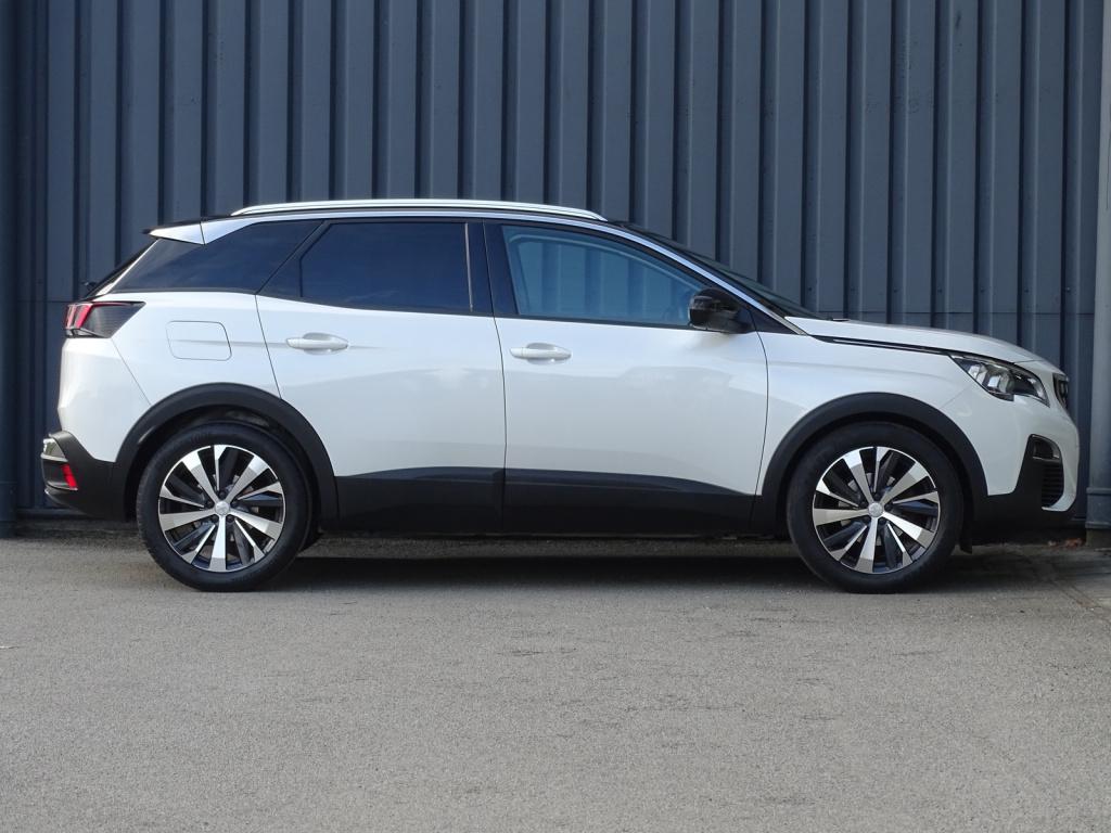 Peugeot 3008 1.2 puretech blue lease executive automaat | camera | apple ca