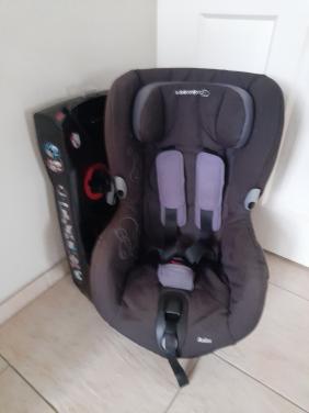 Autostoel Maxi - cosi  Axiss  (DRAAIBAAR) 9 / 18 kg ( in goede nette staat