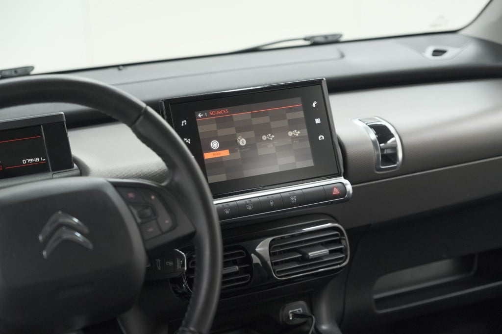 Citroen C4 Cactus puretech 110 business | trekhaak | apple carplay | parkee