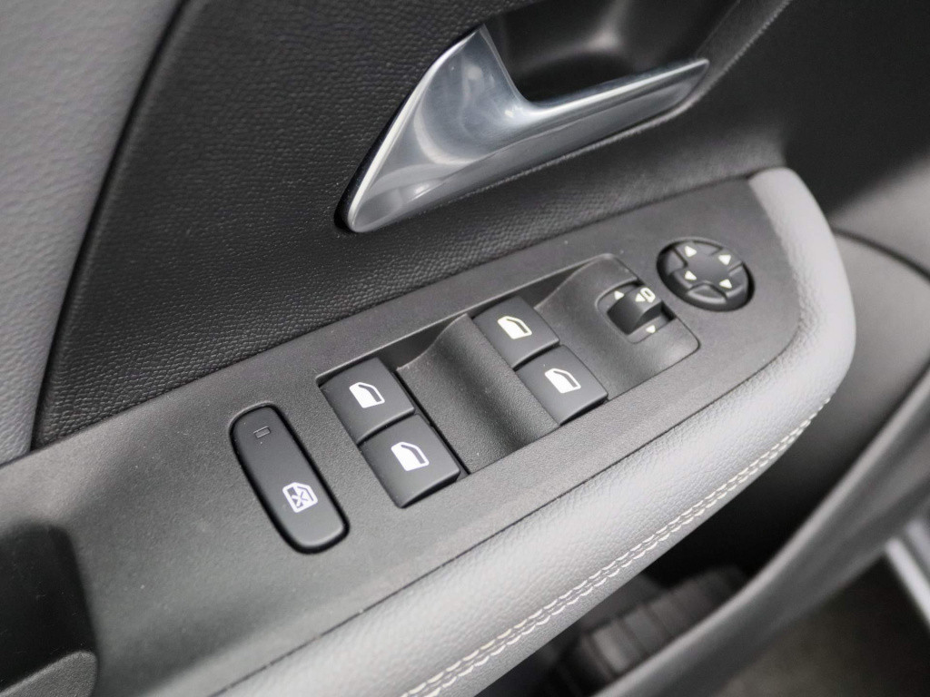 Opel Mokka-e elegance 50-kwh | navigatie | camera | parkeersensoren | clima