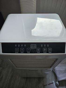 Mobiele Airco Inventum AC701 wit