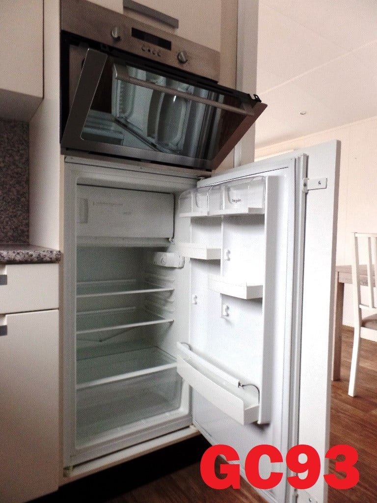 Keurig MAAT chalet met dubbel glas, CV en 2 slaapkamers te koop